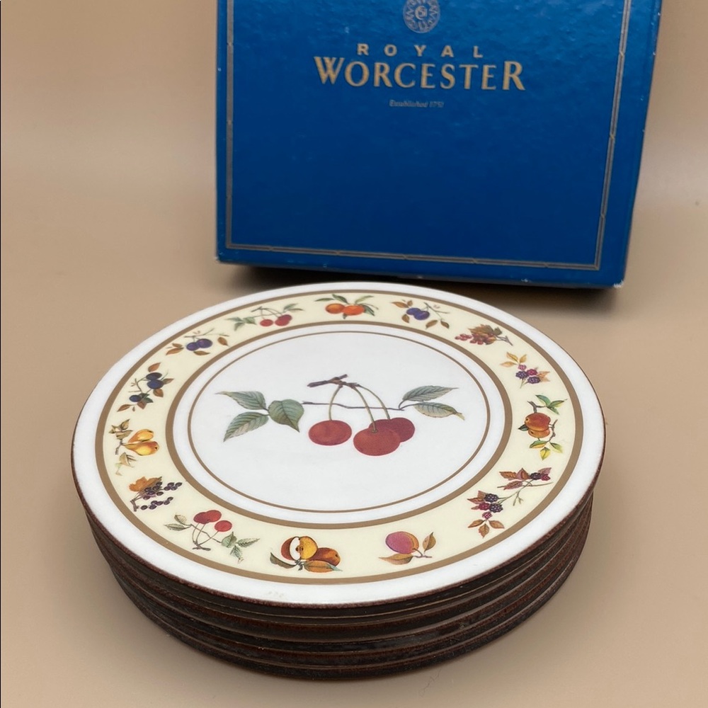 Royal Worcester Evesham Cherry Round Coasters - Set of 6 With Box Vintage
